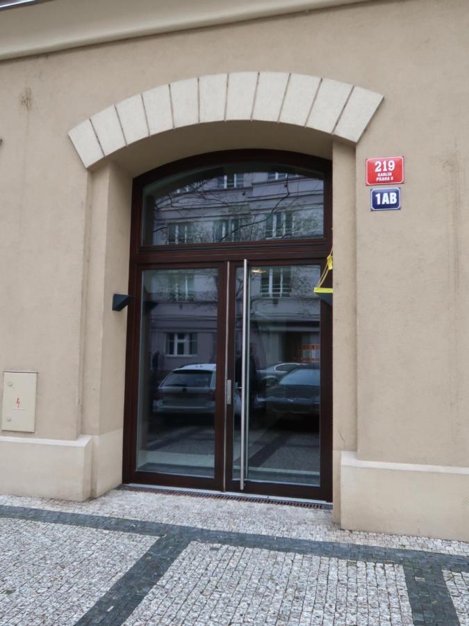 Michal Apartment 125M2 City Centre Praag Buitenkant foto