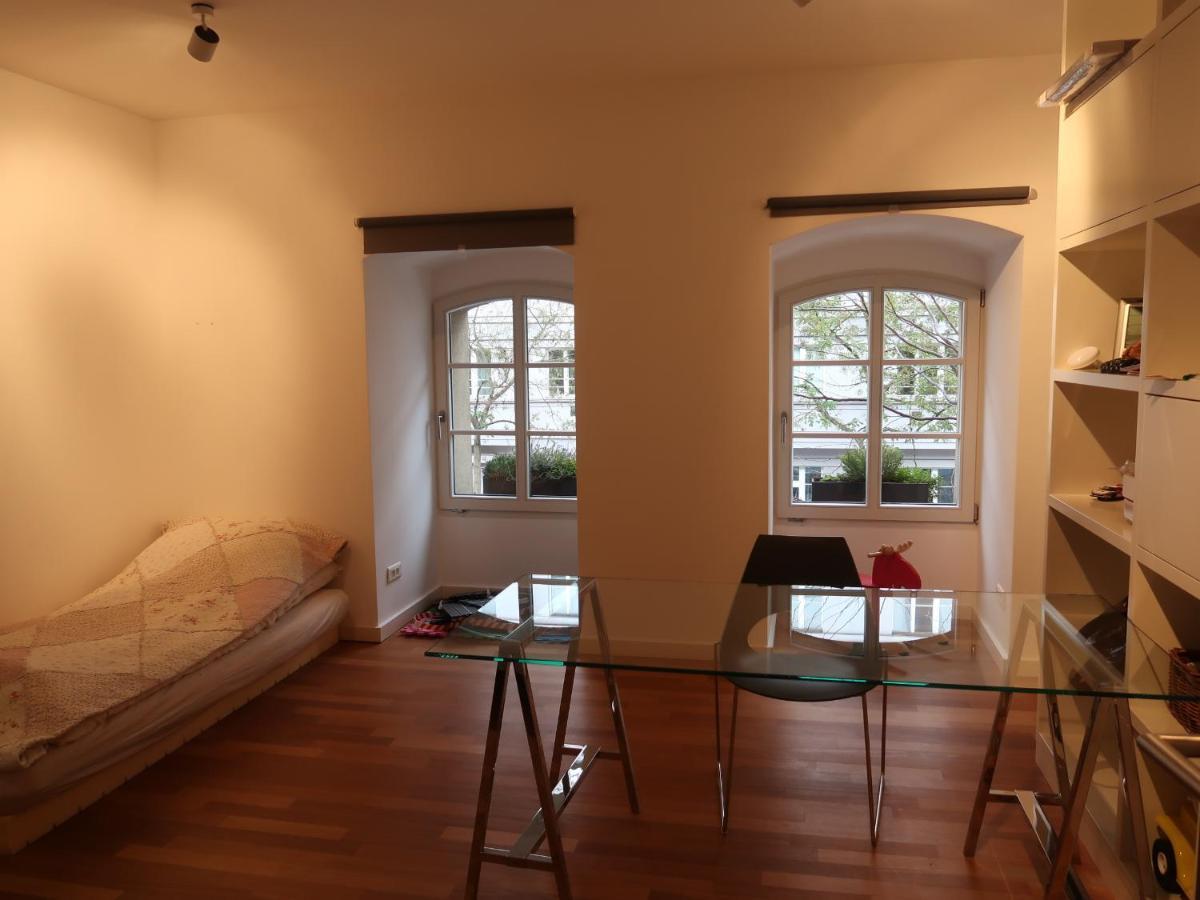 Michal Apartment 125M2 City Centre Praag Buitenkant foto